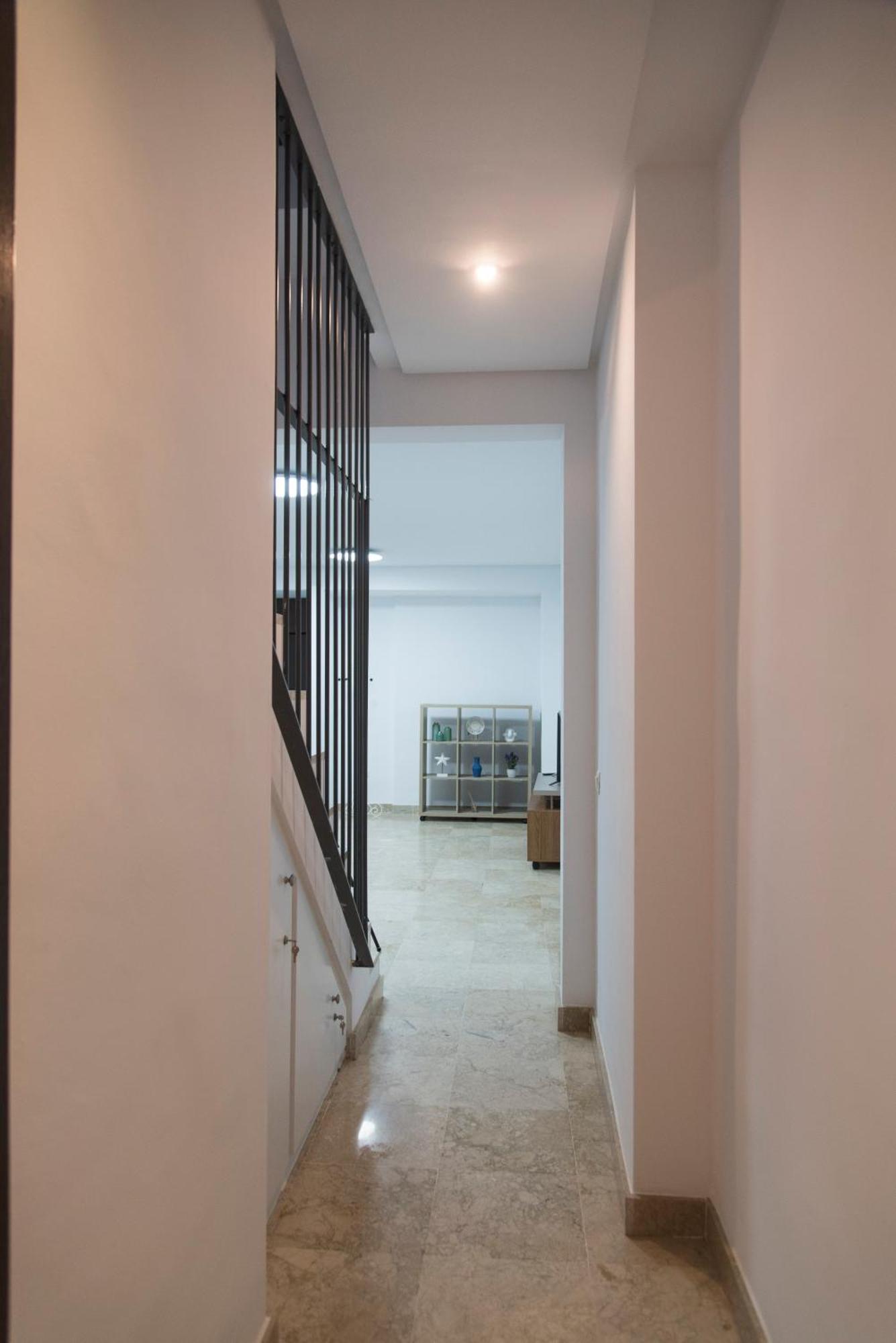 Nightinsevilla Teodosio Free Parking Exterior photo
