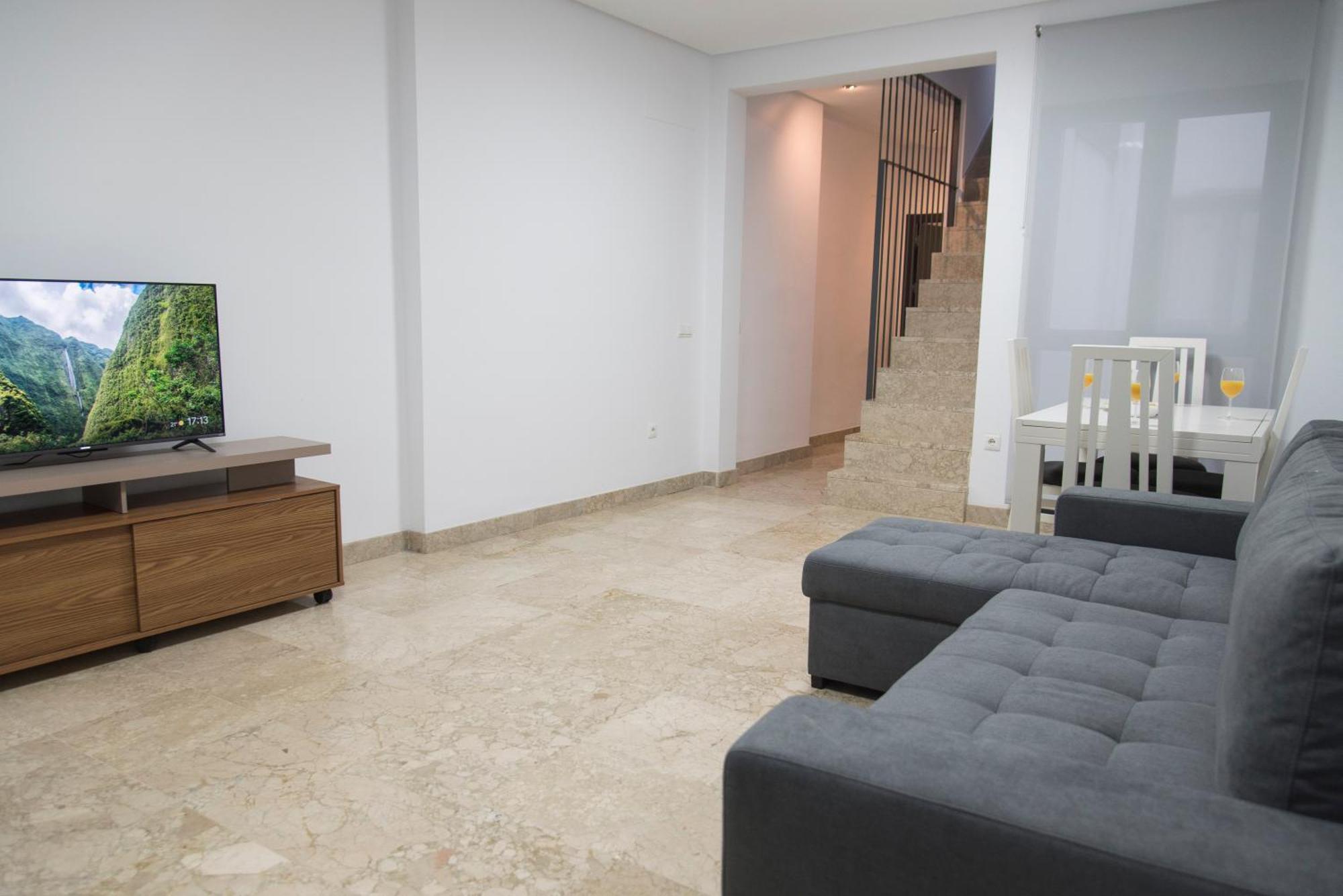 Nightinsevilla Teodosio Free Parking Exterior photo